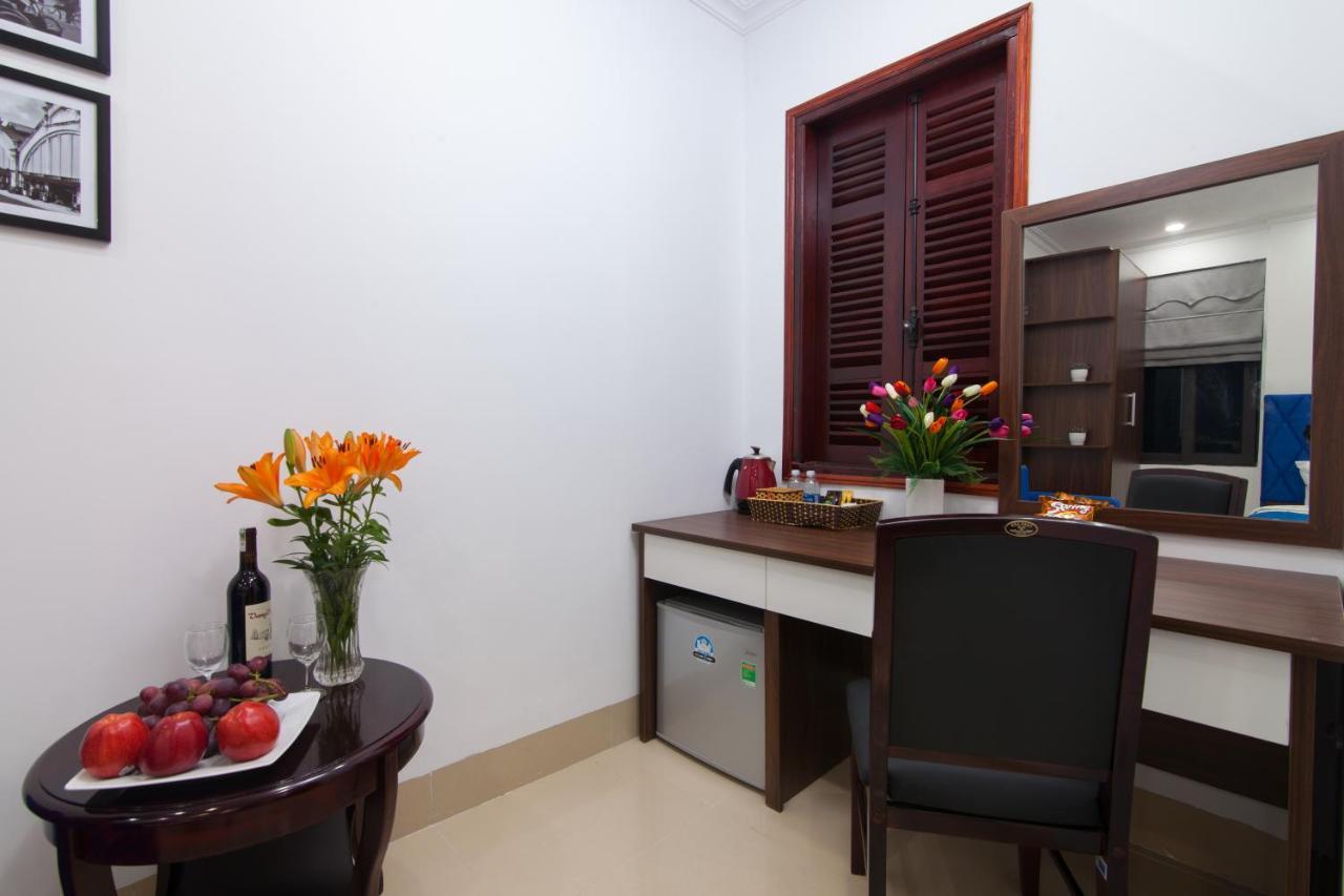 Hanoi Luxury House & Travel Exterior photo