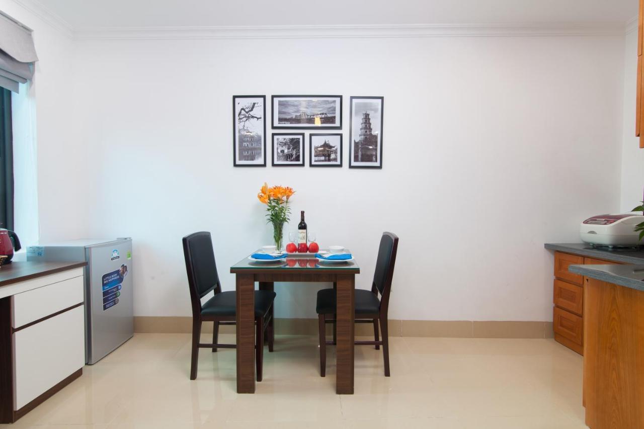 Hanoi Luxury House & Travel Exterior photo